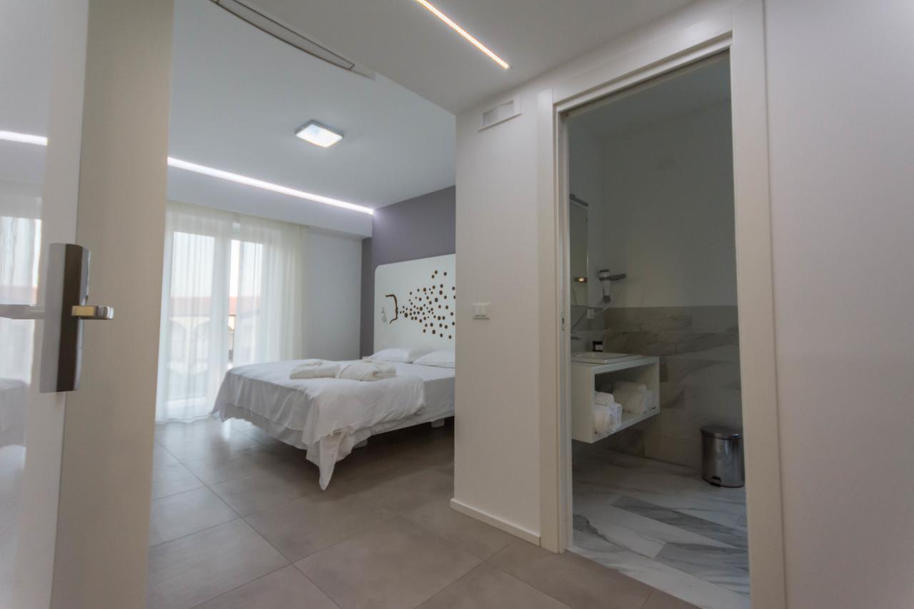 Aether Suites Tropea - Free Parking Bagian luar foto