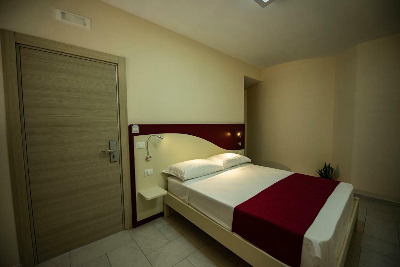 Aether Suites Tropea - Free Parking Bagian luar foto